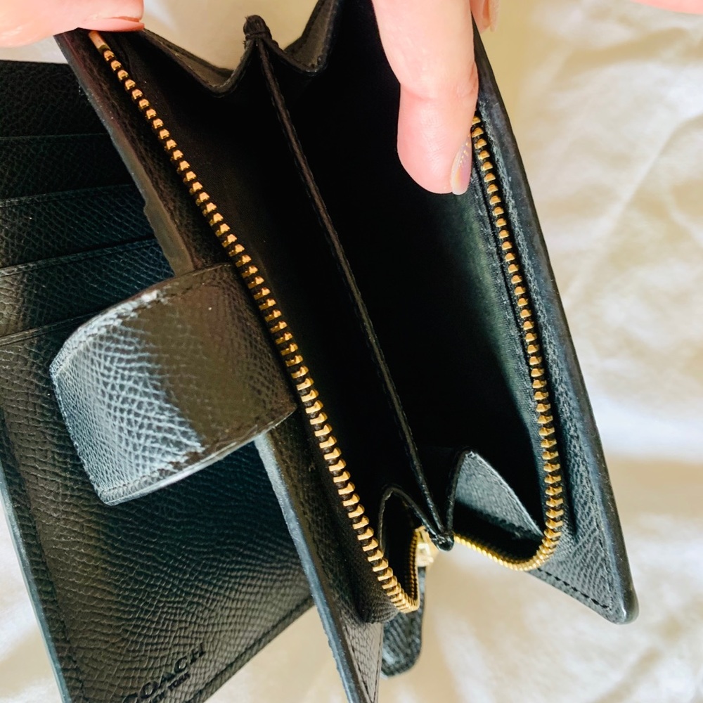 Coach Handbag & Matching Wallet - Picture 4 of 13